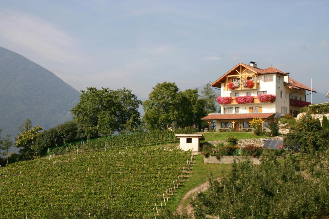 Trinnerhof- Hof Chalets Und Obsthof Mit Zimmer Natz-Schabs Exterior photo